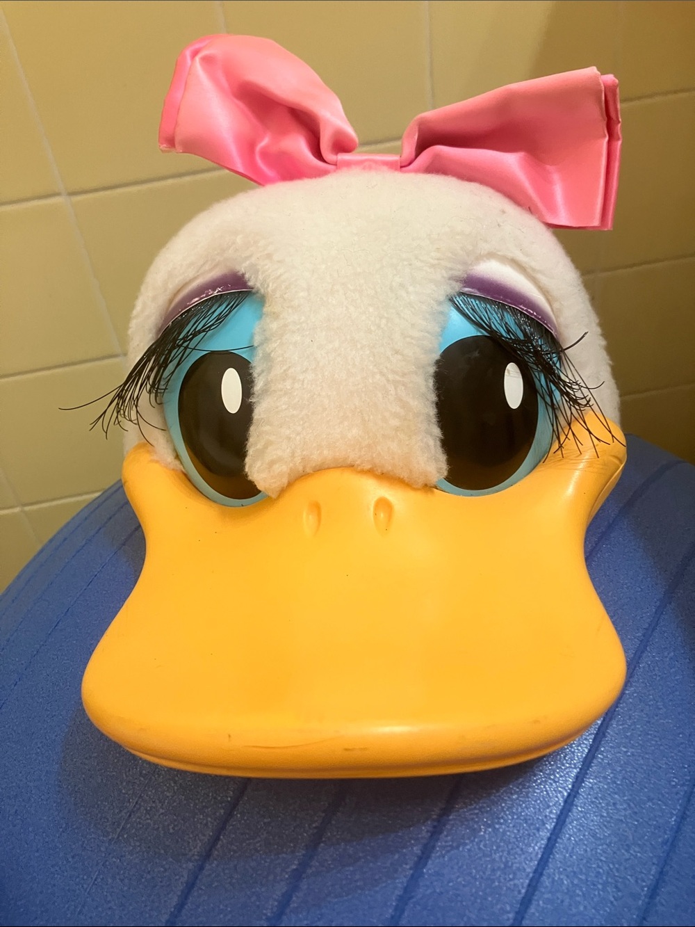 Vintage 90’s DISNEY Daisy Duck Snap Back Hat